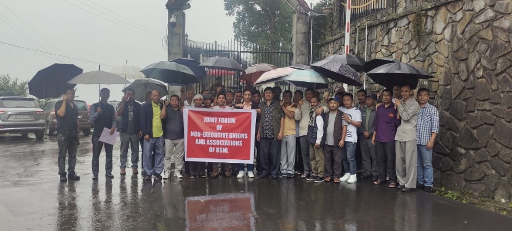 Members of the Joint Forum of Non-Executive Unions and Associations of Bharat Sanchar Nigam Limited outside Raj Bhavan Kohima before submitting a memorandum to the Governor of Nagaland, La Ganesan regarding non-settlement of burning issues concerning the company on June 13. (Photo Courtesy: Joint Forum)